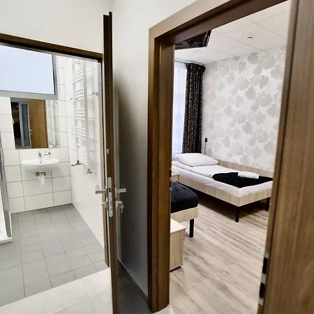 Open Garden Hostel Czestochowa