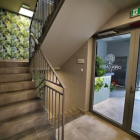 Open Garden Hostel