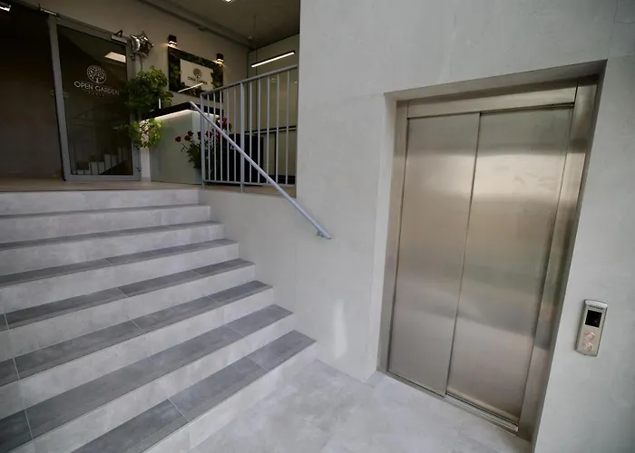 Open Garden Vandrarhem *